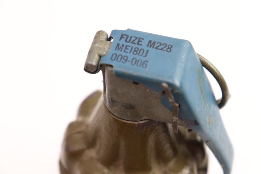 アメリカ軍・手弾FUZE/M228/MEI92C/011-010 グレネード Fuze M228 Training Hand Grenade
