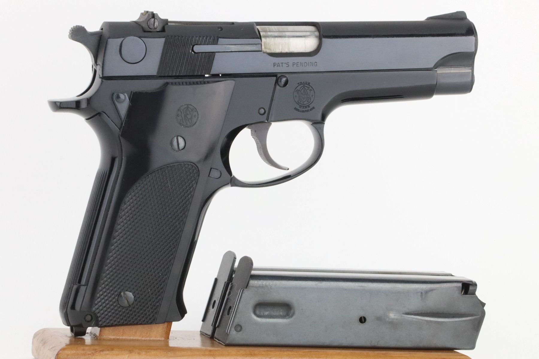 ANIB Smith & Wesson Model 59 - 1977 mfg