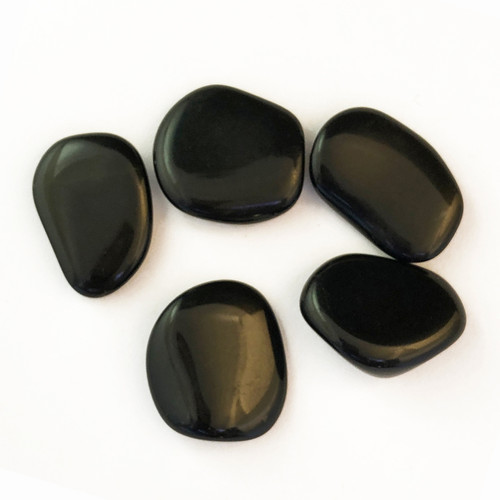 Black Onyx 27mm Tumbled Stone