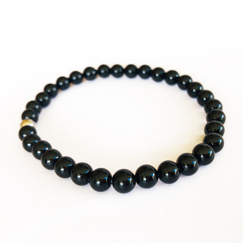 Black Onyx 6mm bead stretch bracelet - on white background