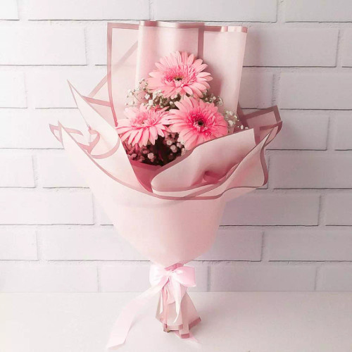 Niaz Gerbera and Gypsophila Bouquet  دسته گل ژربرا و عروس نیاز