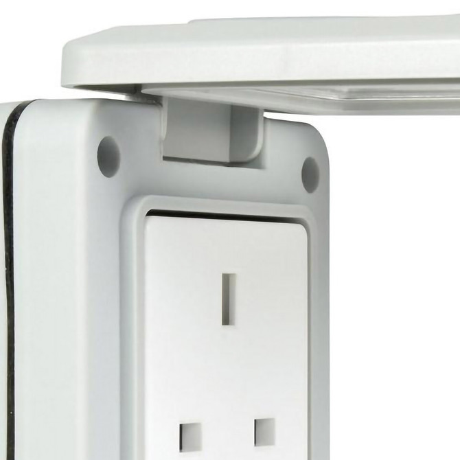 Mercury Weatherproof Outdoor Socket 13A Grey IP55 Image 2