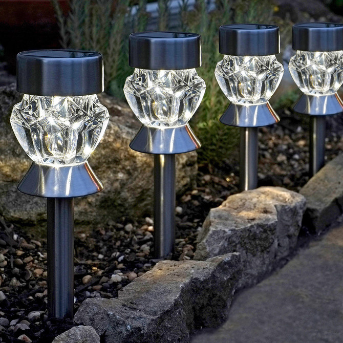 Smart Solar LED Crystal Effect Stake Light (4 Pack) Colour Changing and White Image 4