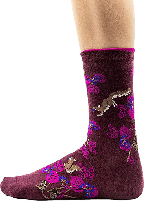 Made In Japan Pair of Women's Crew Gift Socks (Squirrel, US 57)