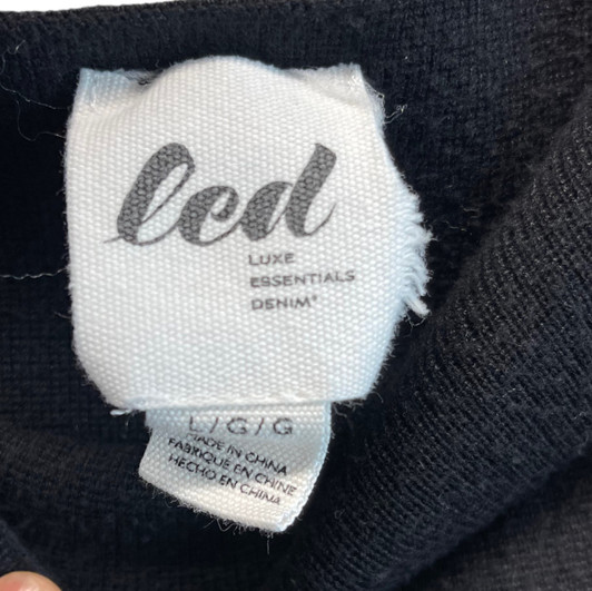 Black Led Maternity 3/4 Sleeve Thick Maternity Sweater Top with Back Keyhole (Gently Used- Size Large)