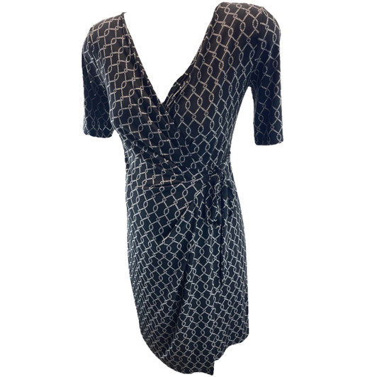 Black and White Chainlink Wrap Maternity (Gently Used - Size XSmall)