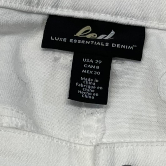 *New* LED Luxe Essentials Denim McKenzie Crop Straight Maternity White Jeans | New With Tags - Size 29