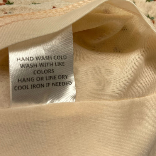 in loom Maternity Cream Beige Floral Mini Maternity Dress | Gently Used - Size Small in loom Maternity Cream Beige Floral Mini Maternity Dress | Gently Used - Size Small