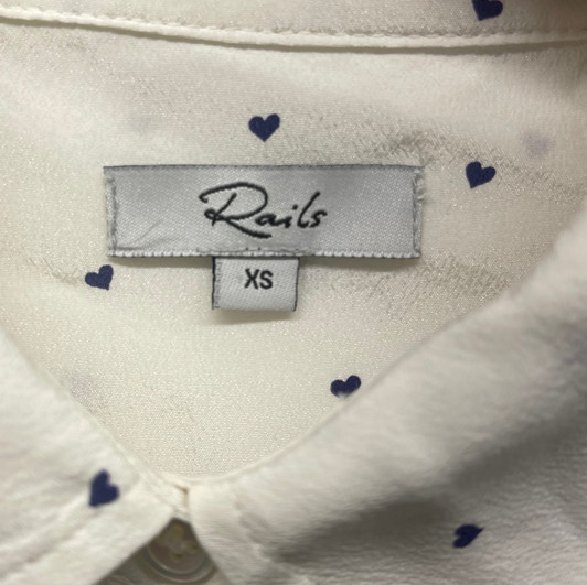 Rails Kate Heart-print Button-Down Blouse In White Navy Mini Hearts Maternity Wearable | Like New - Size  X-Small