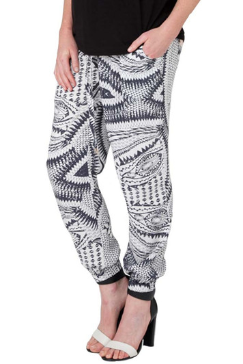 *New* Ripe Maternity Essos Print Fluid Drawstring Maternity Pants (Size Large)