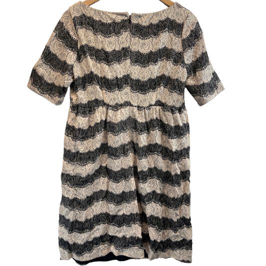 *New*  Ivy & Blue Maggy Boutique For  A Pea in The Pod Maternity Scallop Stripe Maternity Dress Missing Belt  *New*  Ivy & Blue Maggy Boutique For  A Pea in The Pod Maternity Scallop Stripe Maternity Dress Missing Belt