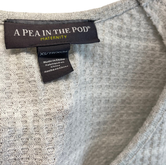 Light Gray A Pea in the Pod Maternity Long Sleeve Casual Maternity Thermal (Gently Used - Size X-Small)