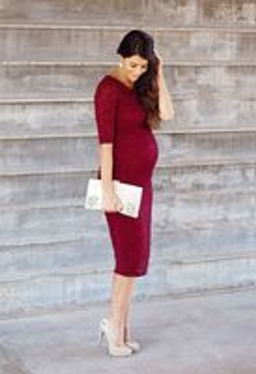 Wearing Maternity Dresses Made Simple (...and Comfy) Wearing Maternity Dresses Made Simple (...and Comfy)