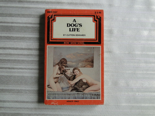Vintage Adult Paperback Book/Novel  A Dog's Life         Bow Wow Series             SK6