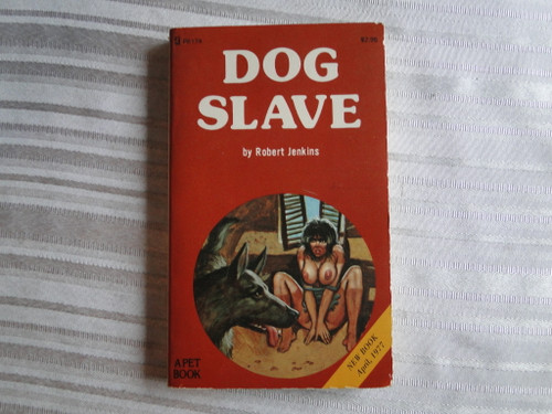 Vintage Adult Paperback Book/Novel Dog Slave A Pet Book  1977   SK8