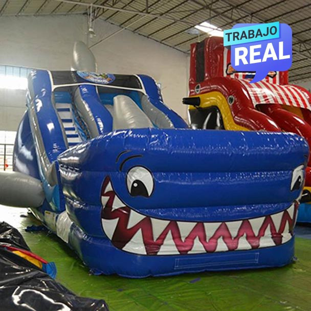Inflable tanque de tiburones para eventos