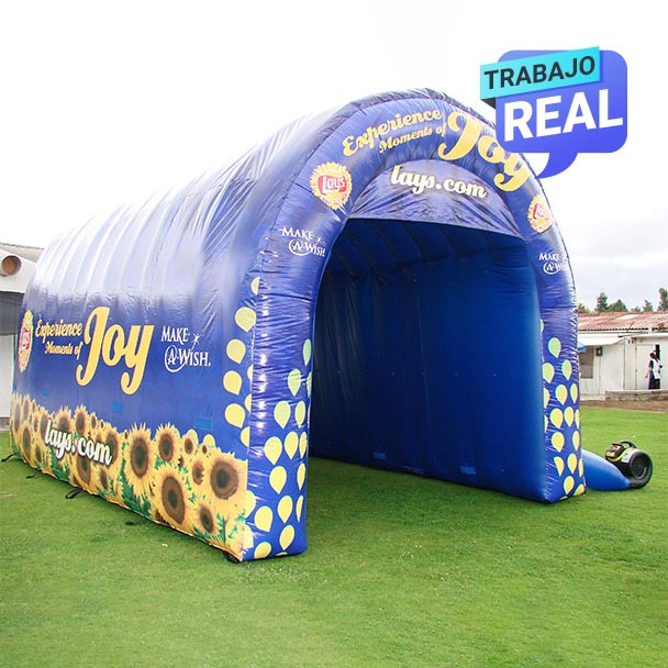 tunel neon inflable Joy Medellín