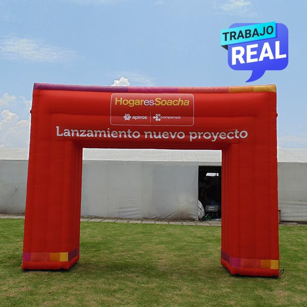arco inflable de llegada Hogares Soacha Medellín