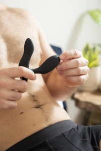 We-Vibe Vector is positioneerbaar en ergonomisch