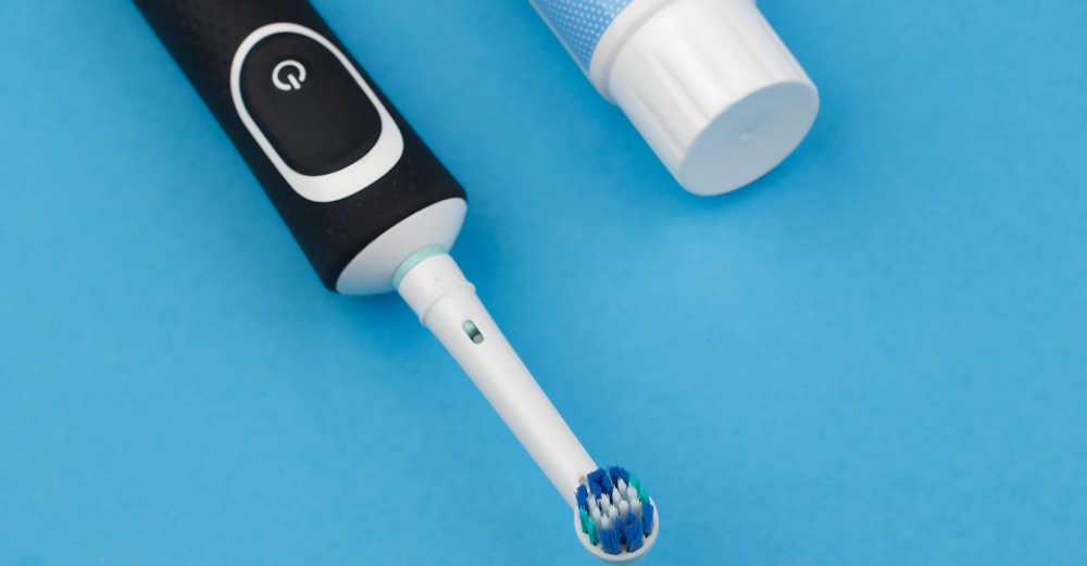Come Funziona uno Spazzolino Sonico? Scopri i suoi Benefici!