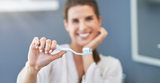 Todo lo que necesitas saber sobre los dentífricos blanqueadores CREST