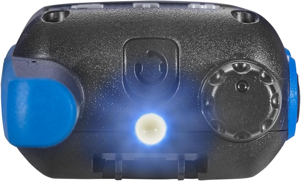 Motorola T800 Talkabout FRS Two Way Radio has a built in flashlight