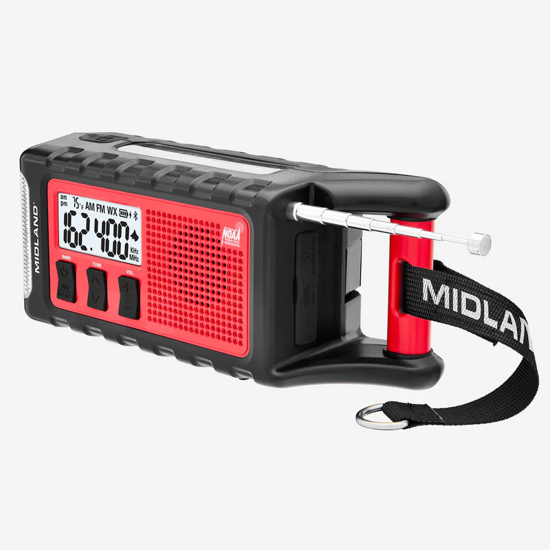 Midland ER310PRO Weather Radio charges other devices