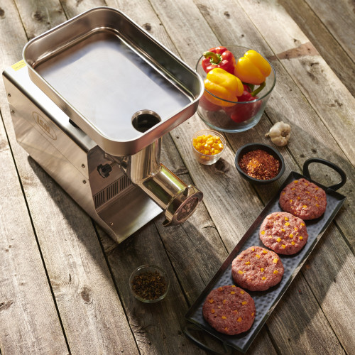 4 Benefits of Using a Meat Grinder