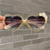 Fashion Heart-Shape Sunglasses for Girls Boys Cute Cartoon Flower Sun Glasses Outdoor Sun Protection Children Lovely Glasses Fashion Heart-Shape Sunglasses for Girls Boys Cute Cartoon Flower Sun Glasses Outdoor Sun Protection Children Lovely Glasses