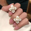 Imitation Pearl Big Flower Stud Earrings Earrings For Wmen White Luxury Niche Designer Ladies Earrings Party Gift Accessories