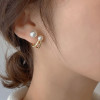 2023 New Retro Light Luxury Pearl Stud Earrings Korean Simple Jewelry Christmas Party Girl's Temperament Accessories For Woman