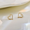 Trendy Vintage Heart Earring Women Classic Black White Stud Earrings Female Fashion Earrings Female Jewelry 2022 Gift