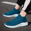 Slip On Mens Shoes New Light Walking Casual Shoes for Men Breathable