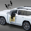 1/24 Scale Alloy Diecast Land Cruiser Toy Car Model Sound Light with Car Key Control SUV Vehicle Models for Boy Gifts Collection