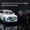 1/24 Scale Alloy Diecast Land Cruiser Toy Car Model Sound Light with Car Key Control SUV Vehicle Models for Boy Gifts Collection