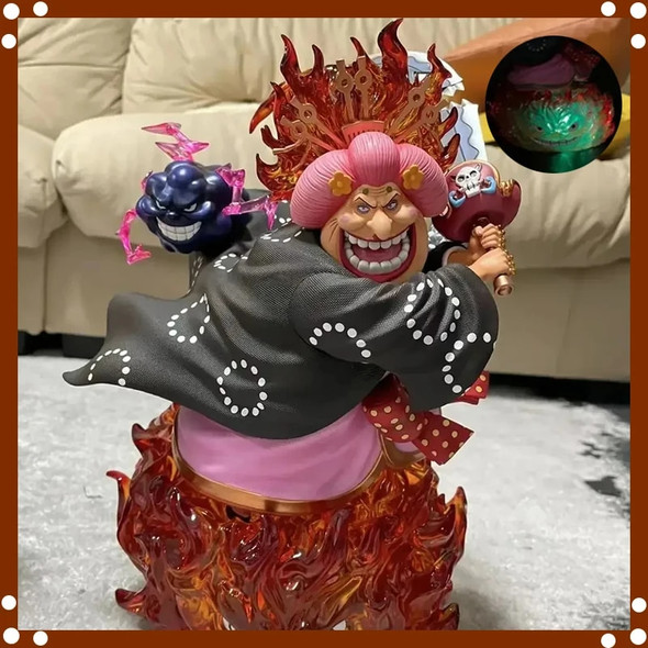 25cm One Piece Figure Charlotte Linlin Anime Figures Big Mom Figure With Light Figure Pvc Gk Statue Model Collection Toys Gift