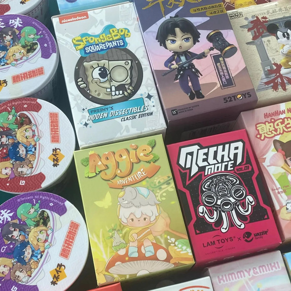 Genuine Unopened Mystery Box Random Blind Box Lucky Bag Anime Figure Model 10cm Doll Gift Decor Collections Wholesale
