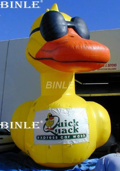 Hot sale water decorated yellow giant inflatable promotion duck with custom logo big rubber duck balloon for advertising