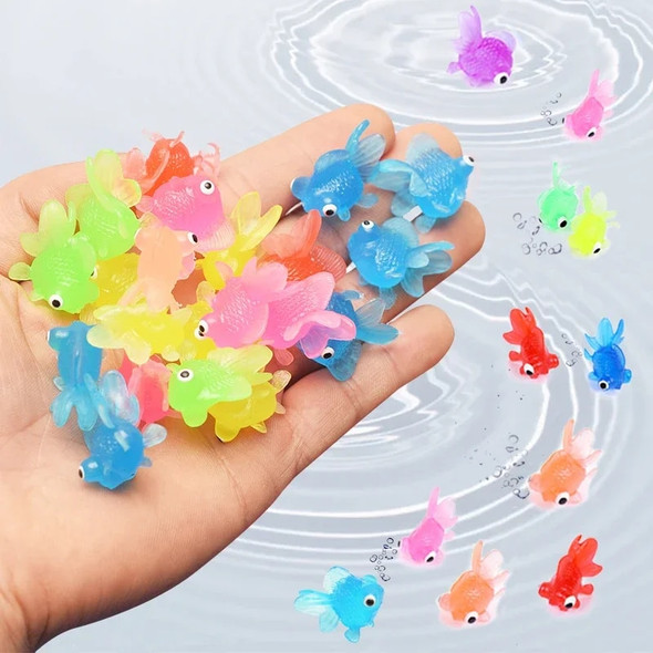 7pcs Mini Gold Fish Baby Bath Toys Soft Rubber Simulation Goldfish Decor Water Toy Fun Kids Boys Girl Swimming Beach Toys