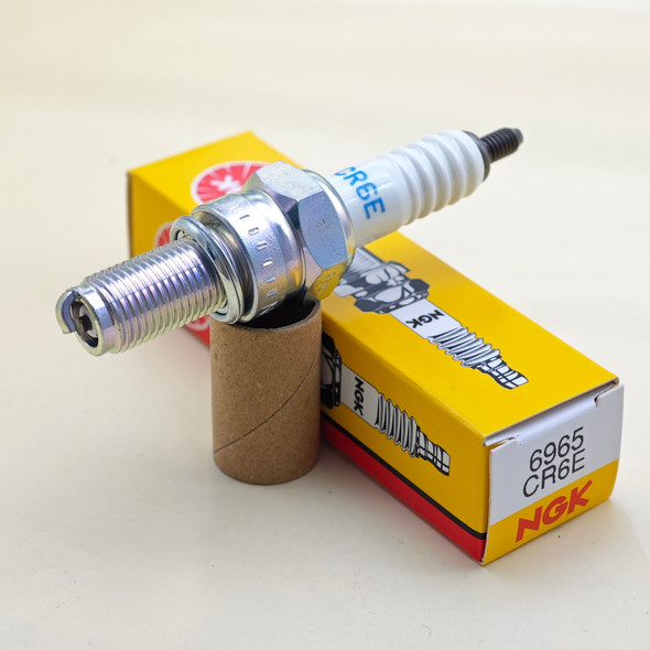 Original spark plug CR6E CR7E CR8E CR9E Motorcycle Spark Plug