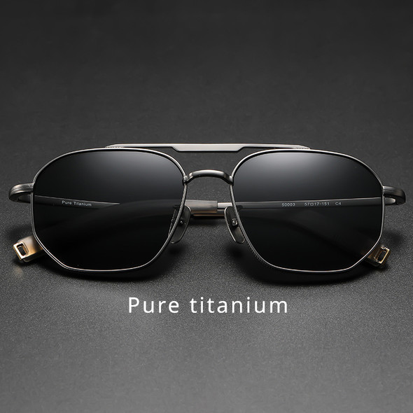 New Pure Titanium Polarized Sunglasses with Stylish Large Frame Square Frame UV Resistant Minimalist and Retro Design Man