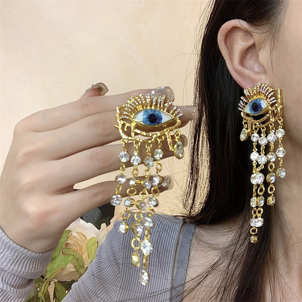 Devil Eye Earrings Women European American Style Personality Crystal Tassel Dangle Earrings Party Halloween Jewelry