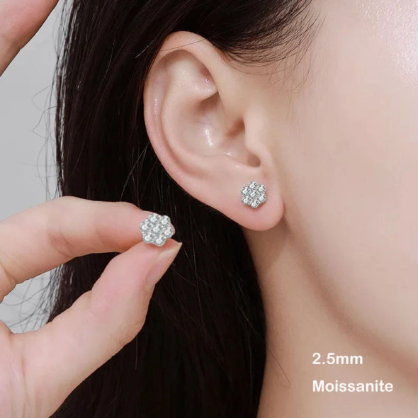 EWYA 925 Sterling Silver Moissanite Stud Earrings 1.4ct 7 Stones Flower Women Earring For Party Engagement Fine Jewelry Earings