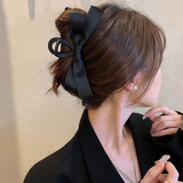 Elegant Black Satin Bow Hair Clip Ladies Women Korean Large Hair Claw Hairpin Frosted Shark Clip Hair Accessories