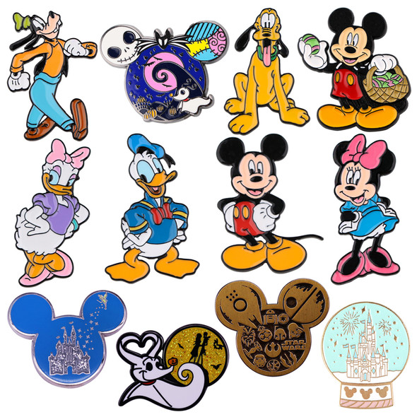 YQ556 Mickey Mouse Enamel Pin Funny Brooch Cartoons Badge for Bags Jeans Hoodies Denim Lapel Pin Jewelry Kids Best Gift