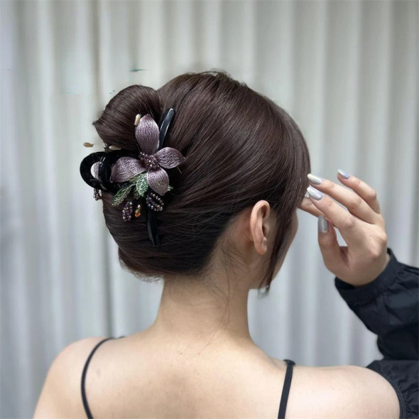 Elegant Woven Copper Wire Butterfly Hairpin Hair Accessories for Women Retro Luxury Zircon Shark Clip Headwear Mom's Jewelry