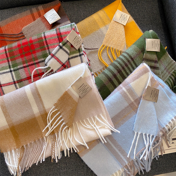 High Quality 100% Pure Wool Plaid Scarf Women Couples Winter Autumn Soft Warm Tassel Classic Muffler Ladies Thermal Shawl Female High Quality 100% Pure Wool Plaid Scarf Women Couples Winter Autumn Soft Warm Tassel Classic Muffler Ladies Thermal Shawl Female