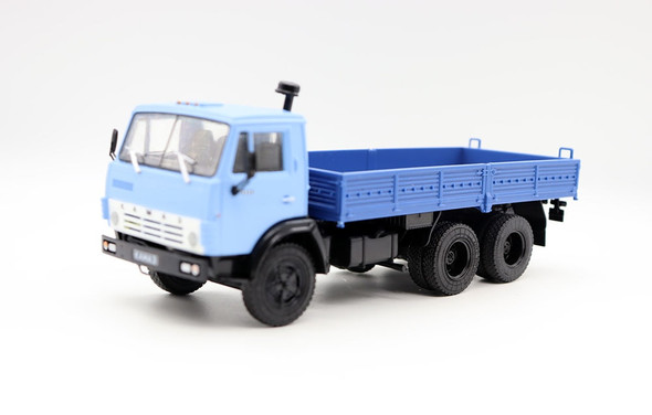 DeAgostini 1:43 KAMAZ-5320 Flatboard Truck USSR Car OF Russian Diecast Toys for collection
