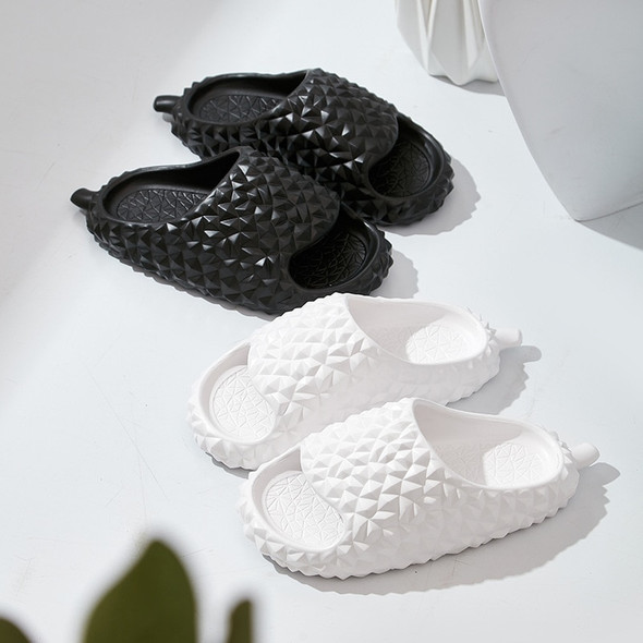 Summer home, indoor bathroom, couple's slippers are non slip and can Summer home, indoor bathroom, couple's slippers are non slip and can