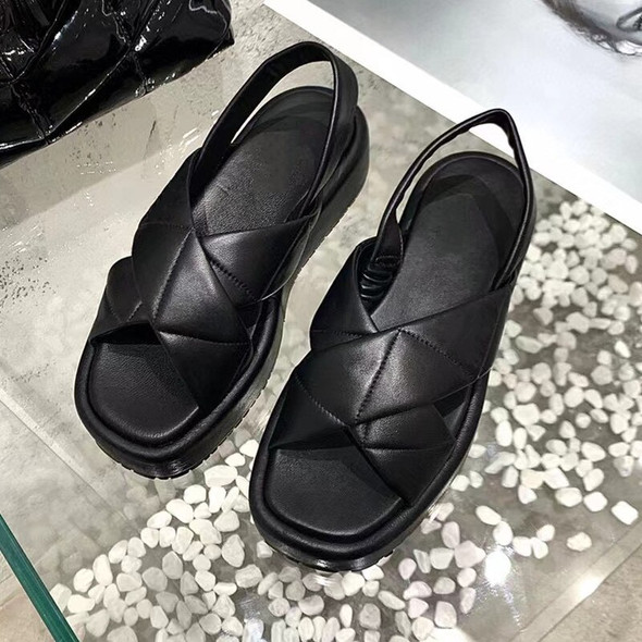 Thick Bottom Back Strap Sandals Round Toe Luxury Brand Summer Slippers Thick Bottom Back Strap Sandals Round Toe Luxury Brand Summer Slippers